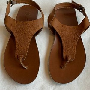 MIA Mikayla Sandal